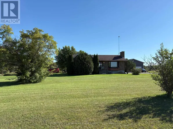 859 Burriss Rd E, La Vallee, ON P0W 1C0