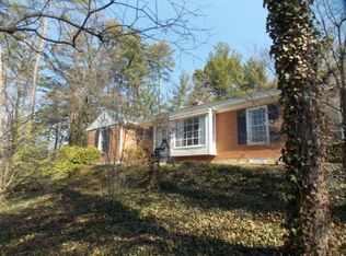 353 Walnut Rd, Salem, VA 24153