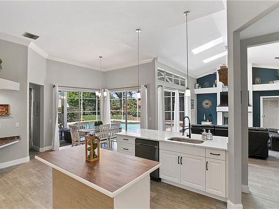 2nd image of 2313 Pinnacle Cir N