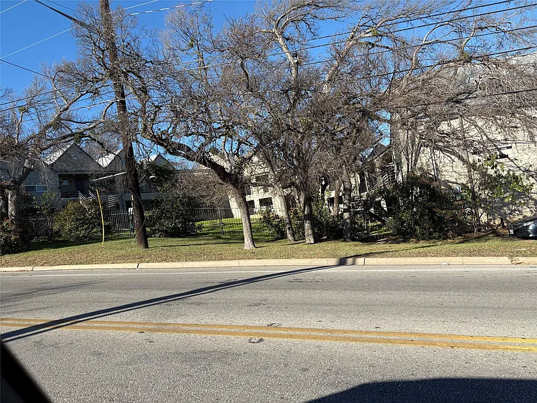 1514 Parker Ln #111 — Photo 7