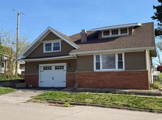 219 W Washington St, Oakland City, IN