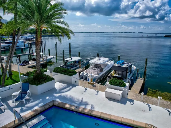 1600 S Bayshore Ln APT 3A, Miami, FL 33133