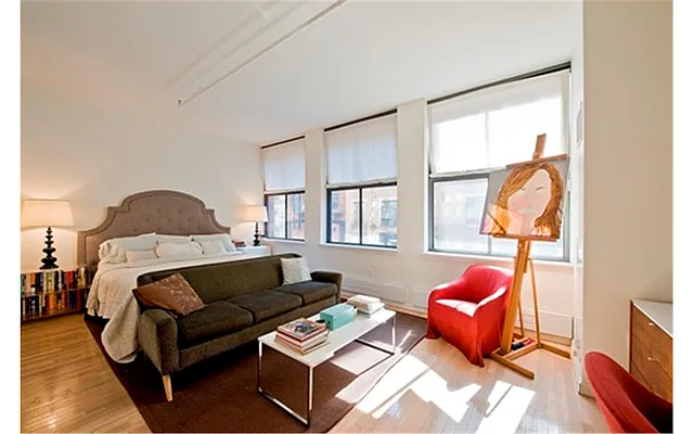 Sold by Douglas Elliman | media 29