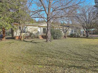 9 Yenny Ln, Elloree, SC 29047