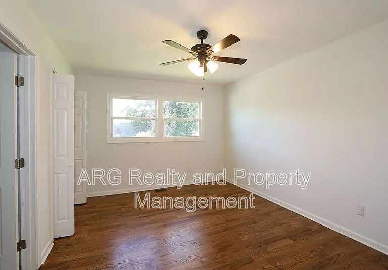 1095 Ira St SW — Photo 22
