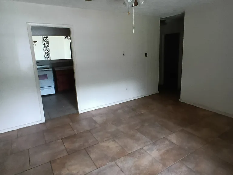 3452 Harris St — Photo 9