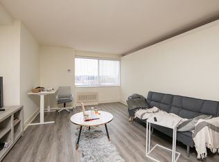 800 4th St SW APT N719, Washington, DC 20024