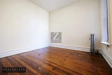 Rented by ZealEstate Group Inc