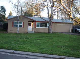 2670 Foothill Dr, Carmichael, CA 95608