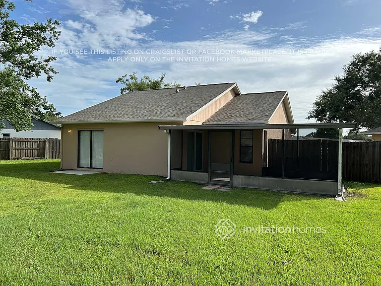 1501 Kestrel Way — Photo 17