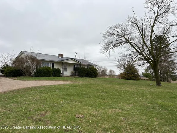 11010 Barnes Rd, Portland, MI 48875