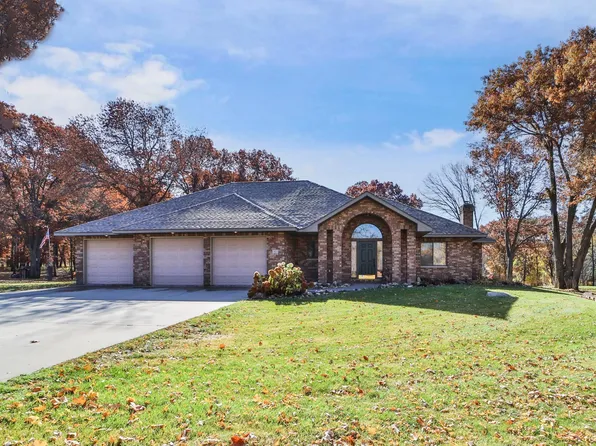 1303 Ridge Rd, Motley, MN 56466