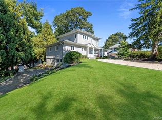 646 The Concourse, Oyster Bay, NY 11771