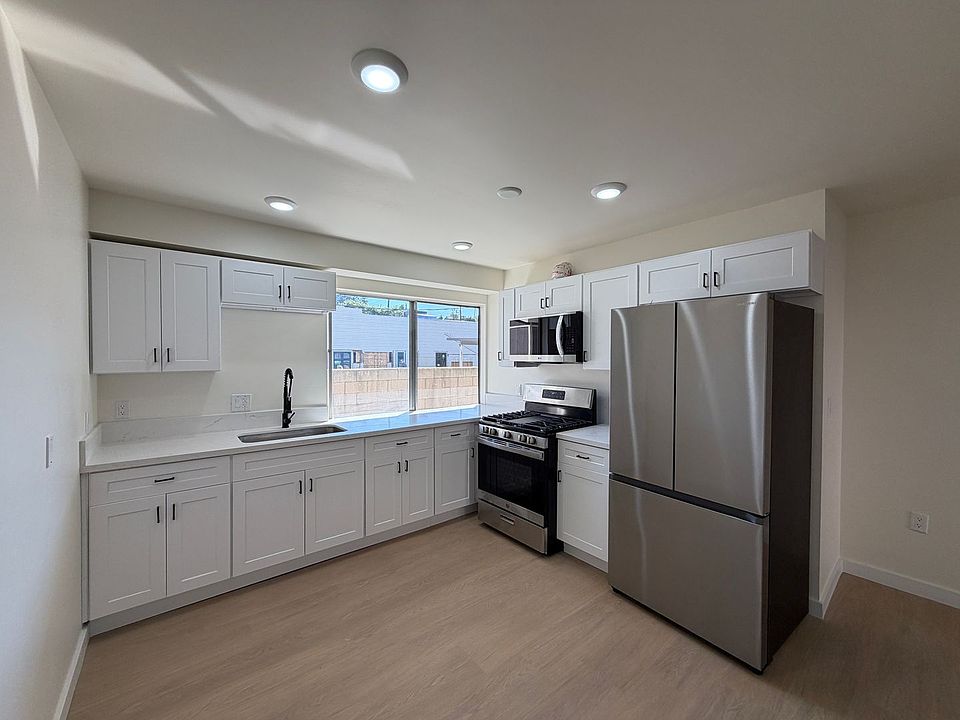 1st image of 6079 La Prada St #927