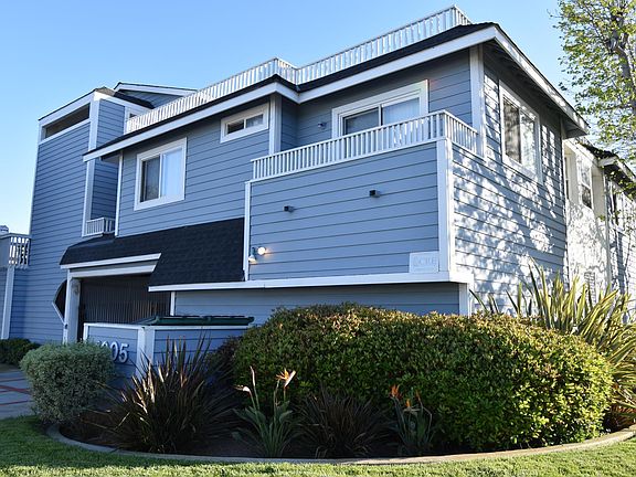 1205 S Nevada St, Oceanside CA 92054