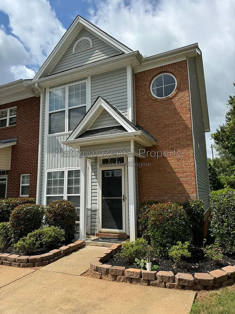2 bed, 2.5 bath, 1400 sqft, $1,795 — Photo 3