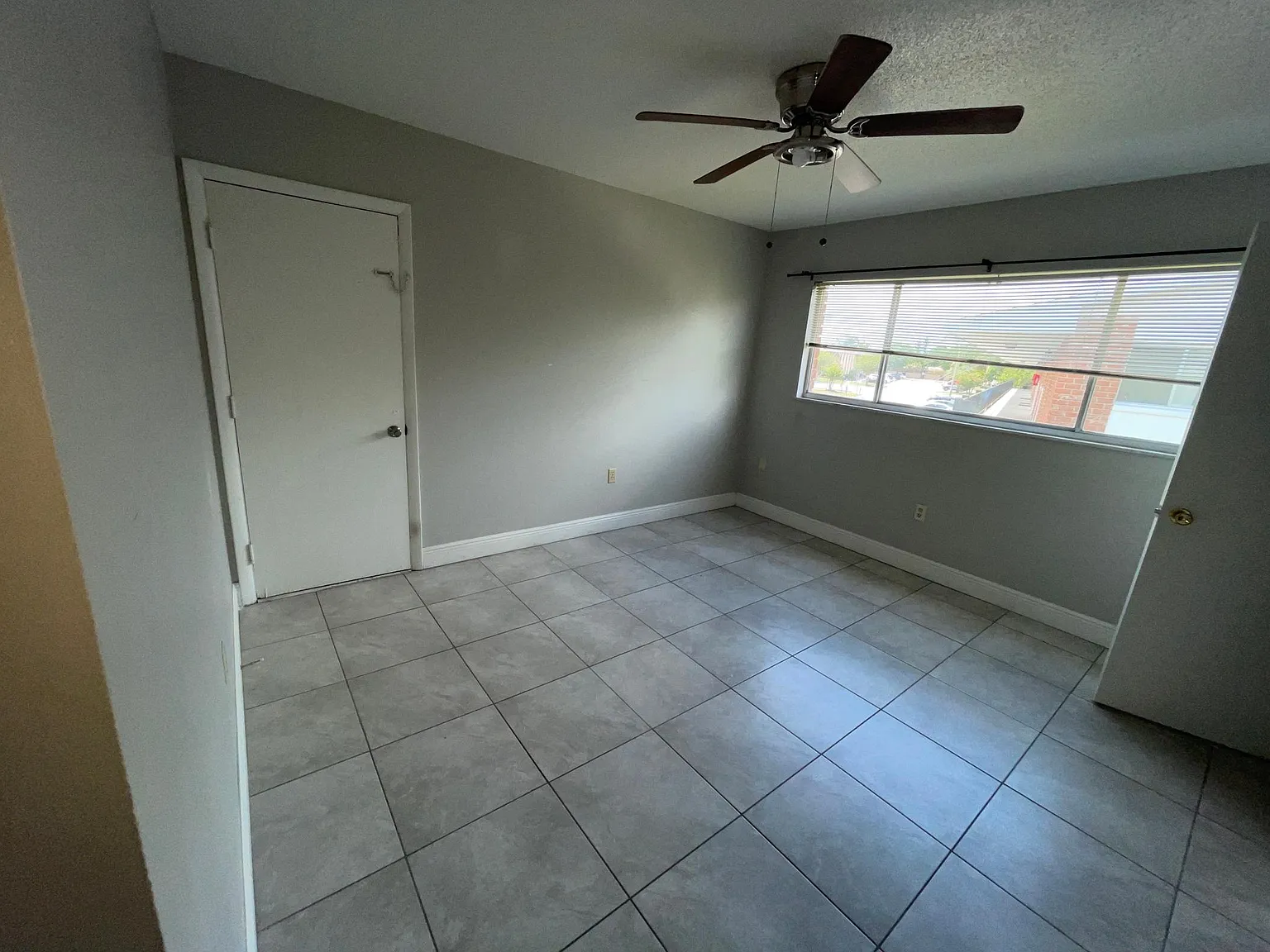 797 W Lancaster Rd — Photo 3