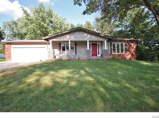 6 Swindon Ct, Ballwin, MO 63011