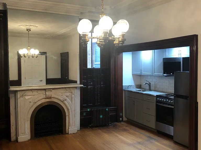 53 2nd St #4 — Photo 8