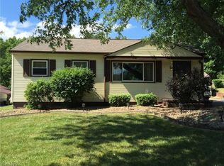 297 Raymond Ave, Warren, OH 44483