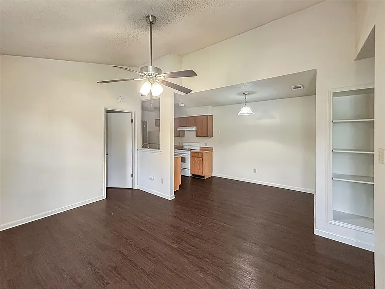 2008 Alex Ave #A — Photo 3