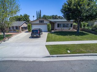 984 Redwood Ct, Corona, CA 92879
