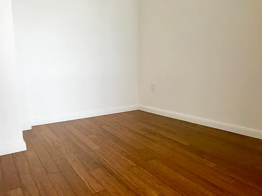 Rented by The Dermot Realty Management Company | media 17