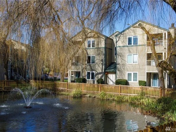 20320 Bothell Everett Hwy SE #D301, Bothell, WA 98012