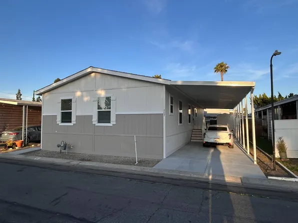 320 N Park Vista St Space 107, Anaheim, CA 92806