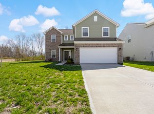 1937 Abbey Ln, Columbus, IN 47201