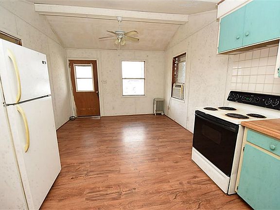 4th image of 4096 County Road 353