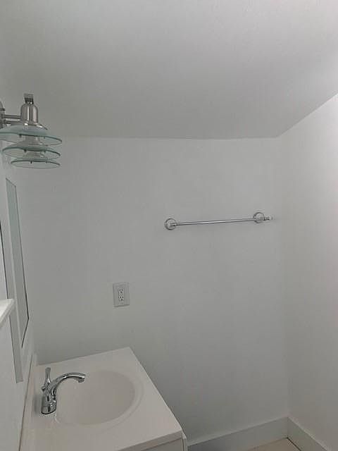 1st image of 30 NE 57th Ct