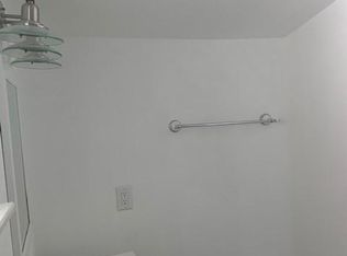 30 NE 57th Ct, Oakland Park, FL 33334