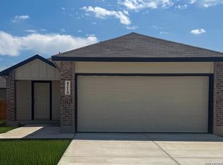 4214 Paprika Grv, Von Ormy, TX 78073