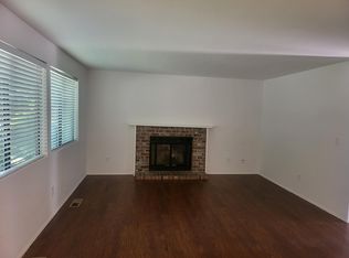818 141st Pl SE, Bellevue, WA 98007
