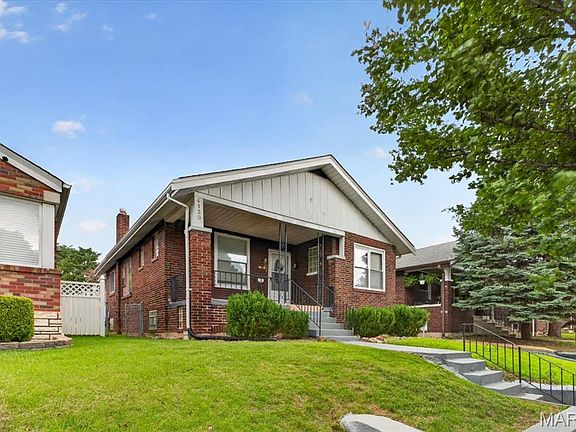 3rd image of 4139 Tholozan Ave