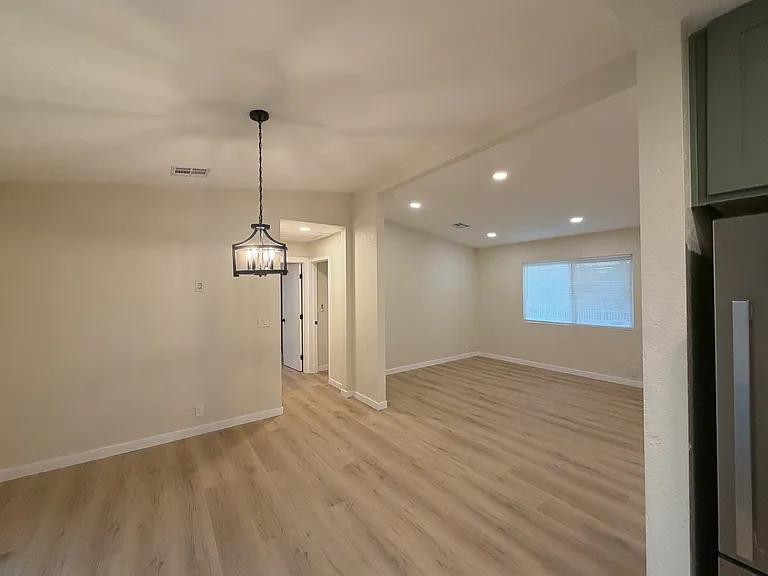 13336 Julian Dr — Photo 7
