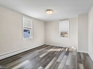 4 Barnard Ave APT B, Gloucester City, NJ 08030