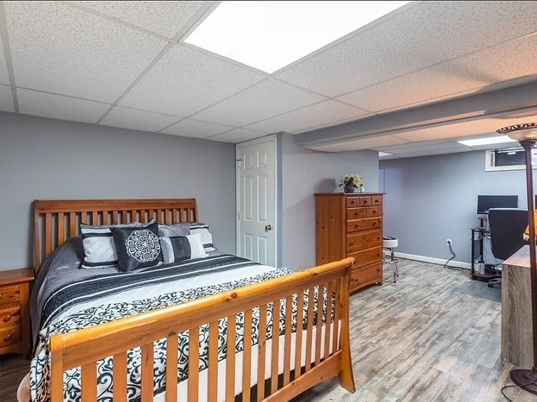 1847 Middlesex St #7 — Photo 13