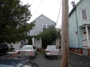 108 Commerce St, Perth Amboy, NJ 08861