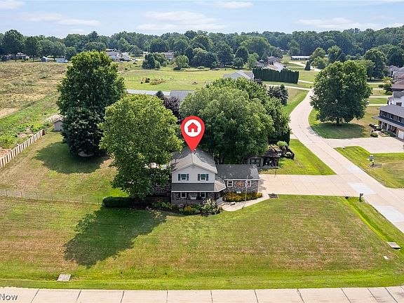 2nd image of 5051 Fox Ridge Dr