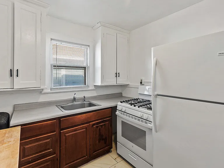 3016 Portland Ave #2 — Photo 11