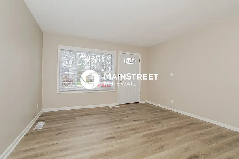 622 Arlington Dr — Photo 3