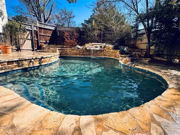 9402 Bluegrass Dr, Austin, TX 78759