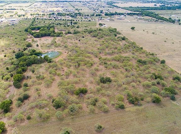 4th image of 6703 Fm 1565