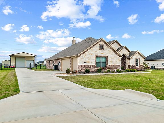 2nd image of 130 Prairie Meadows Ct