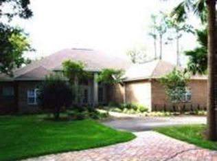 188 Shoreline Dr, Freeport, FL 32439