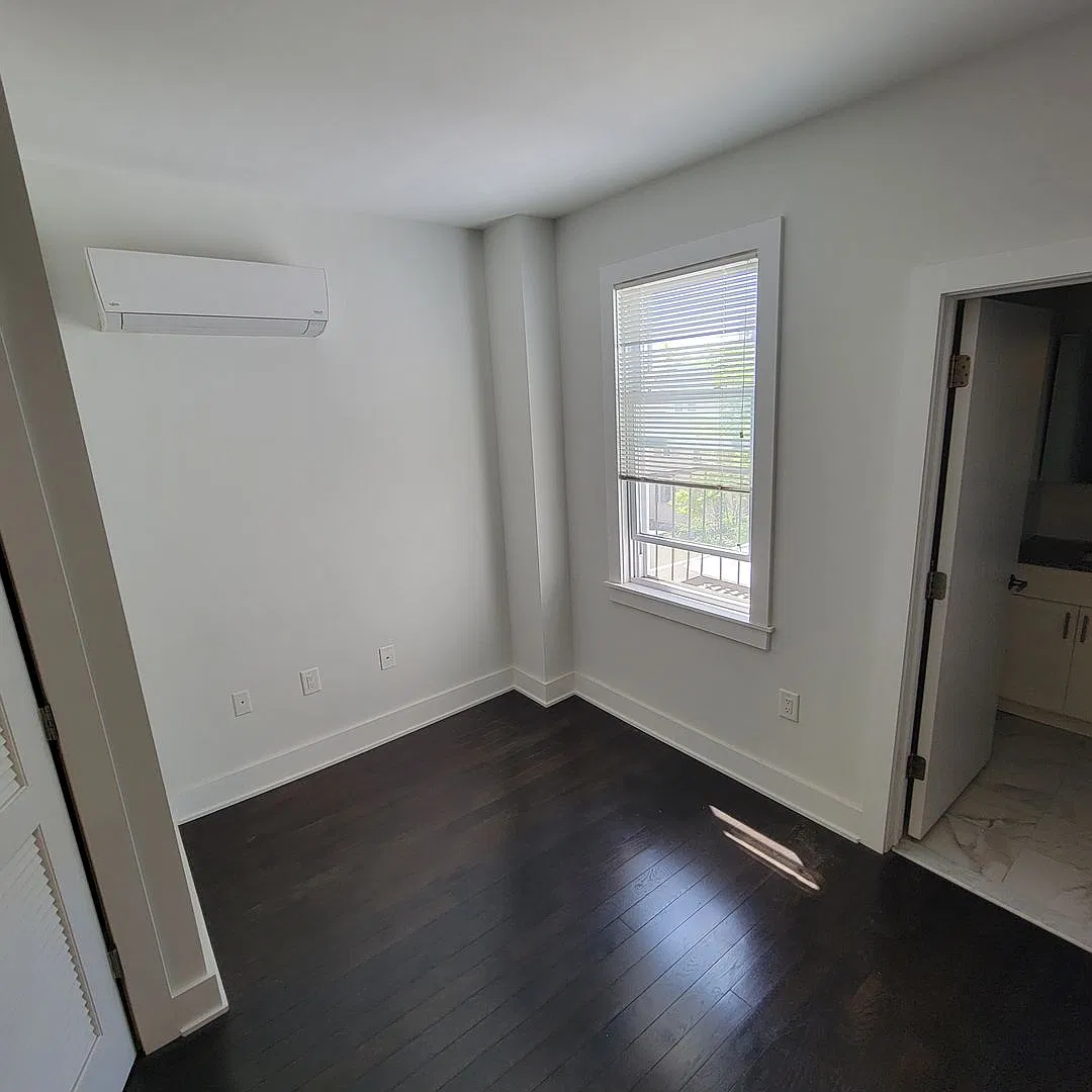 065 - 439 Mercer Street Realty Llc — Photo 4