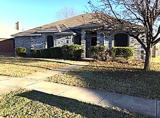 7202 Airline Dr, Rowlett, TX 75089