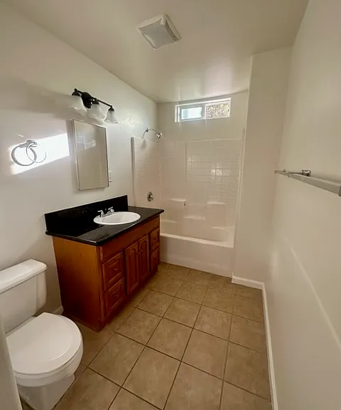 Loma Village — Photo 38
